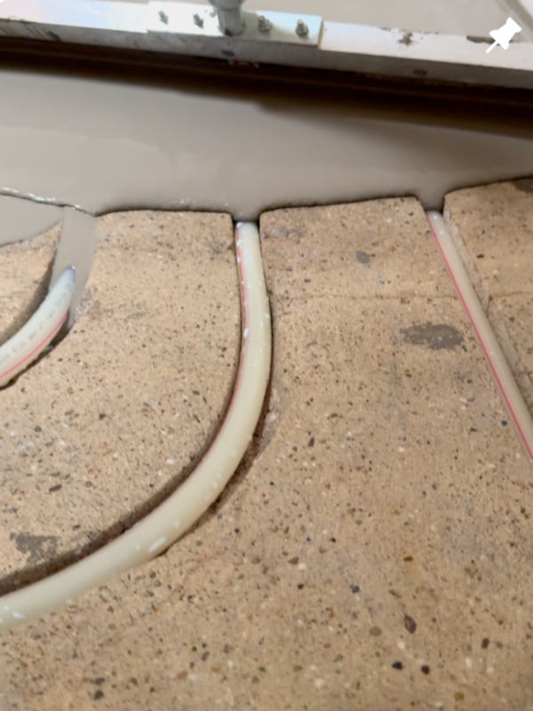 Fußbodenheizung fräsen Adam Ciba - Experte für Bodennivellierung