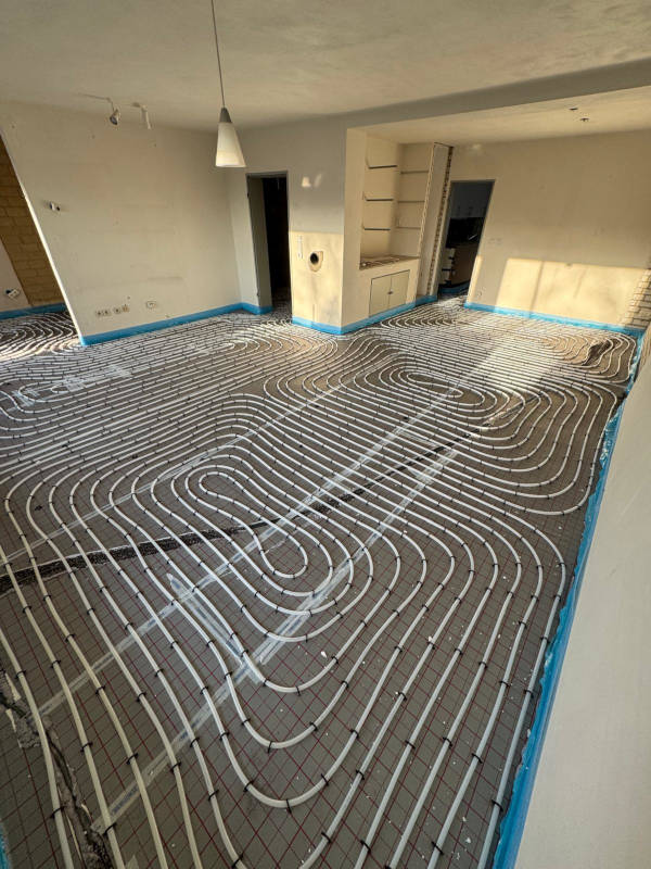 Fußbodenheizung fräsen Adam Ciba - Fußbodenheizung im klassischen Tackersystem